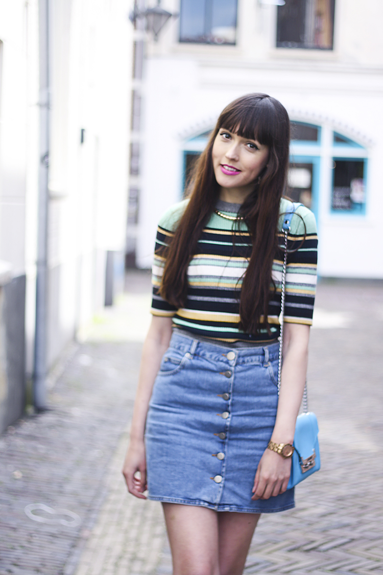 Denim A-line Skirt Adidas Rosegold Toecap 70s ribbed striped top trend fashion blogger outfit