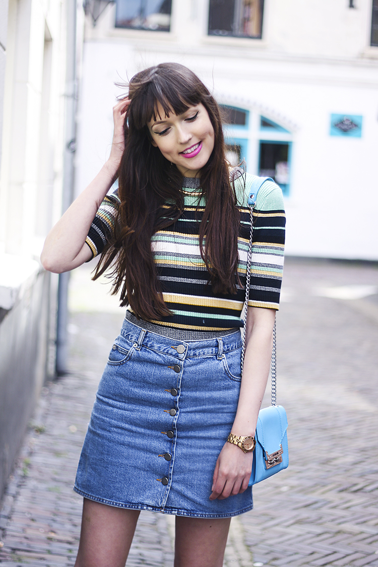 Denim A-line Skirt Adidas Rosegold Toecap 70s ribbed striped top trend fashion blogger outfit