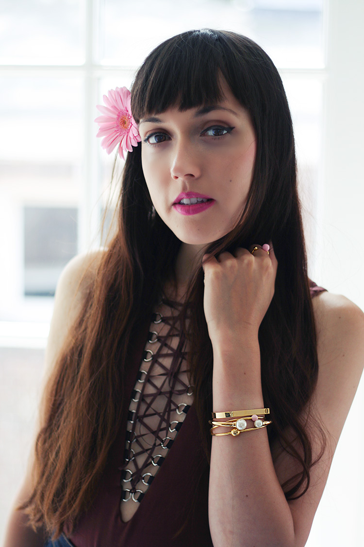 fashion-blogger-birthday-photoshoot-lace-up-body-button-down-skirt-girly-7