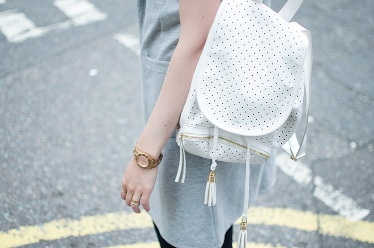 river-island-trenchcoat-casual-outfit-london-fashion-blogger-7