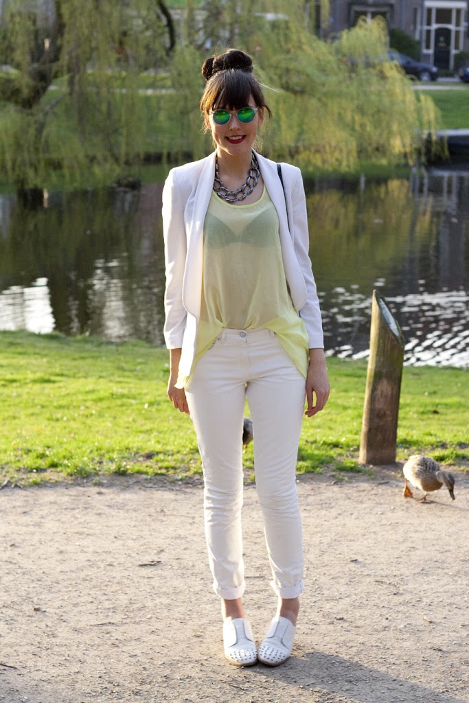 four looks one trend: how to wear monochromatic